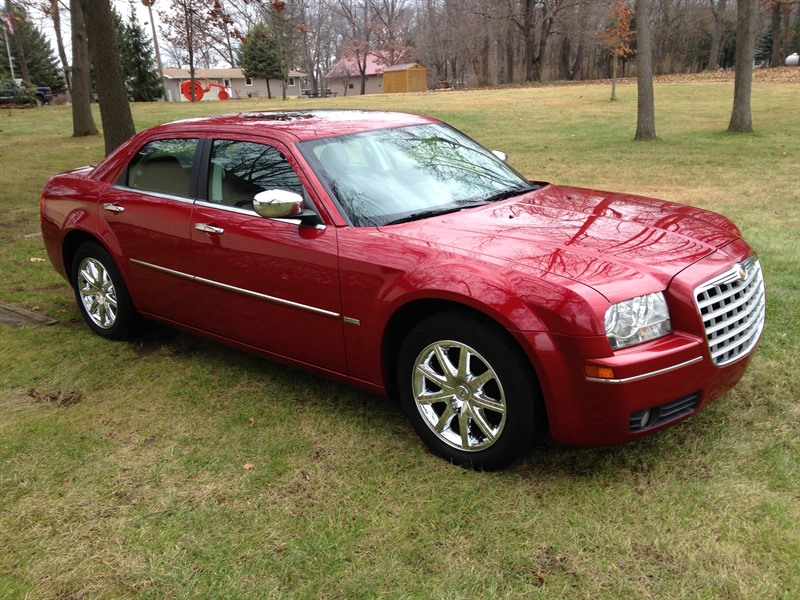 2010 Chrysler 300 for sale by owner in COLON