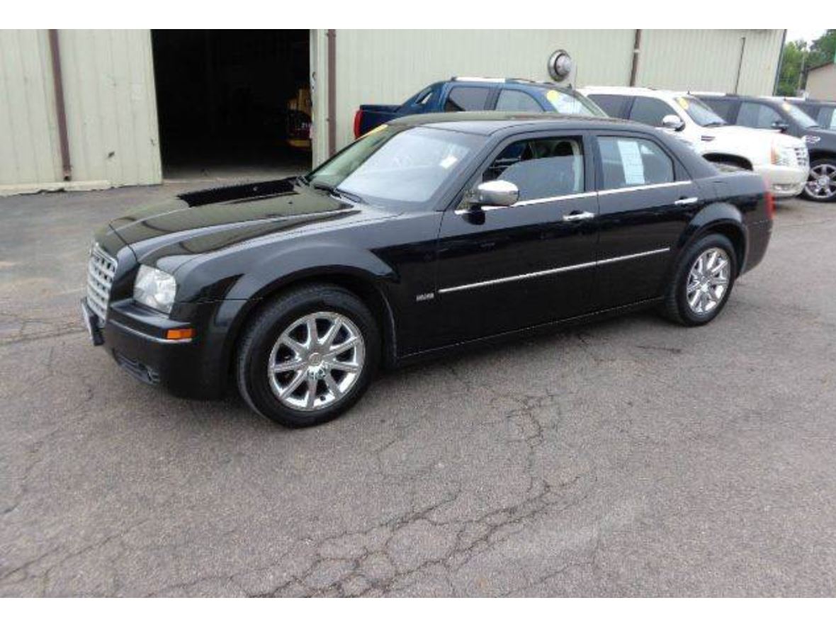 2010 Chrysler 300 for sale by owner in Eden Prairie