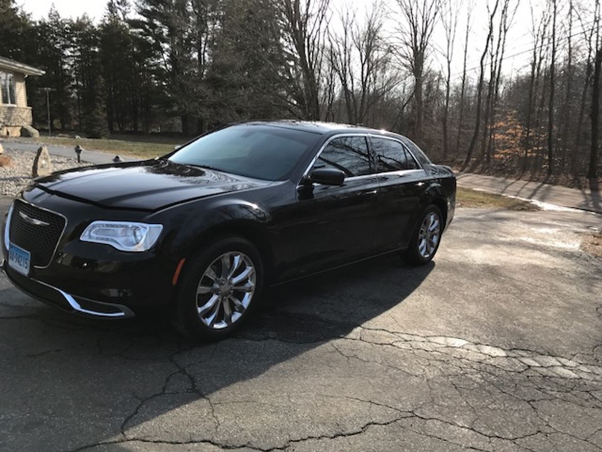 2015 Chrysler 300 for sale by owner in East Haddam