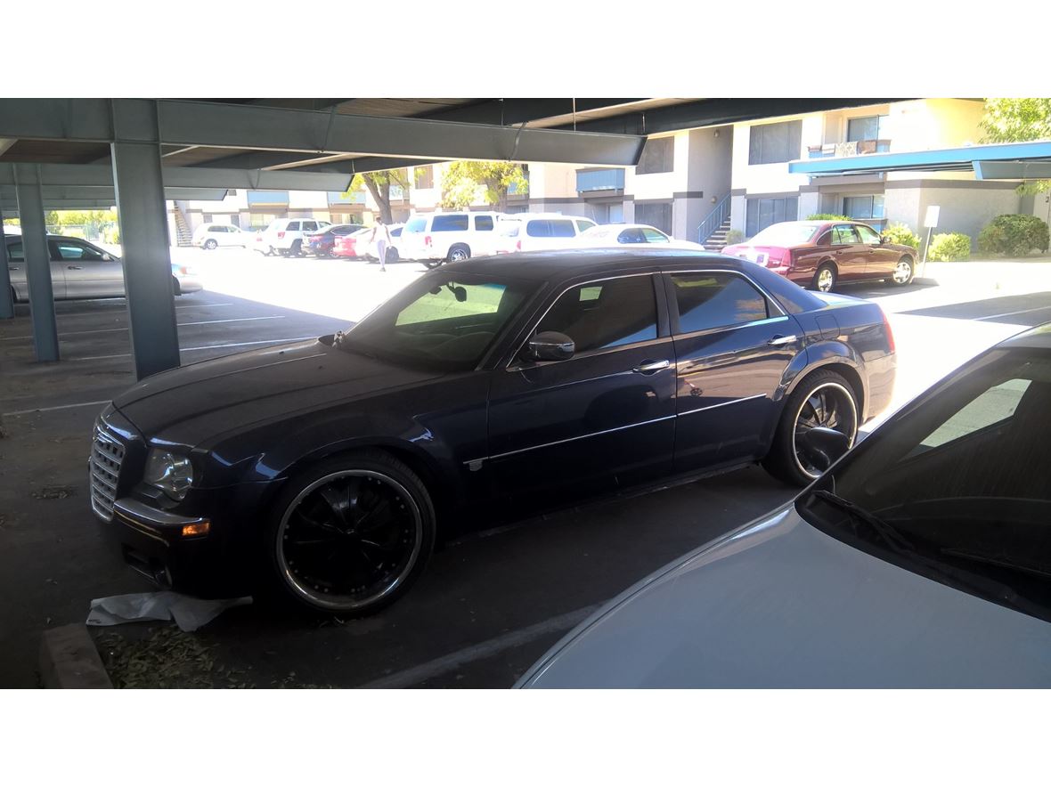 2005 Chrysler 300C for sale by owner in Chandler