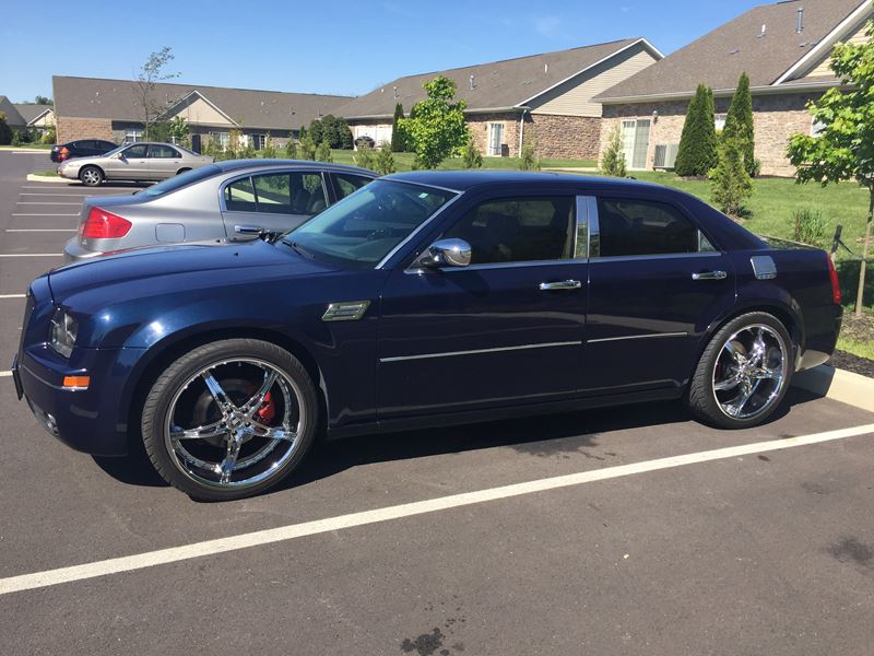 2006 Chrysler 300C for sale by owner in HAGERSTOWN