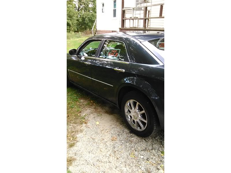 2007 Chrysler 300C for sale by owner in Danielson