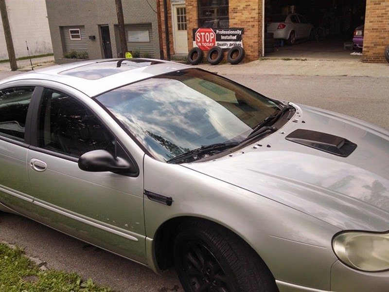 2000 Chrysler Concorde for sale by owner in RICHMOND
