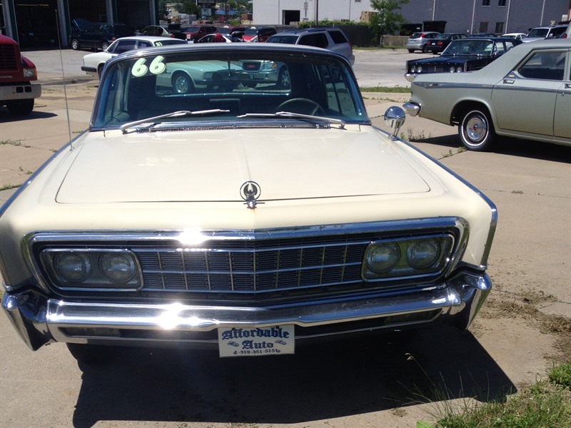 1966 Chrysler Imperial Crowncoupe for sale by owner in IOWA CITY