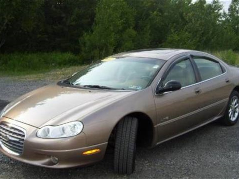 2000 Chrysler LHS for sale by owner in POMPANO BEACH