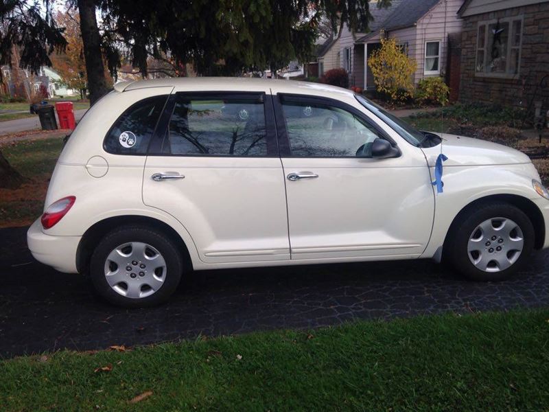 2008 Chrysler PT Cruiser for sale by owner in Youngstown
