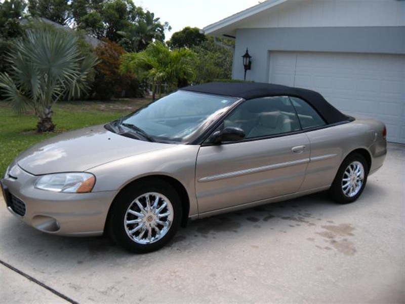 2003 Chrysler Sebring for sale by owner in NAPLES