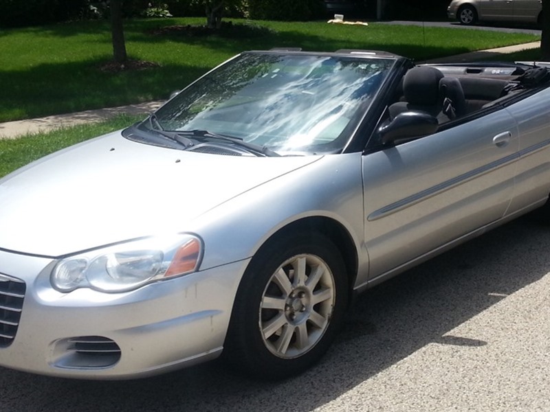 2004 Chrysler Sebring for sale by owner in LAKE IN THE HILLS