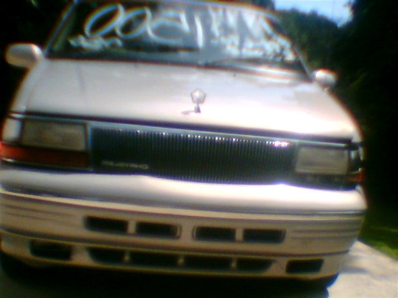 1994 Chrysler Town & Country for sale by owner in GAINESVILLE