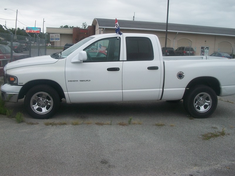 2003 Dodge 1500 Quad cab for sale by owner in GREENVILLE