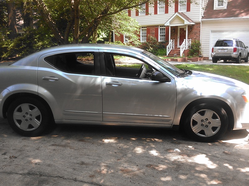 2008 Dodge Avenger for sale by owner in RALEIGH