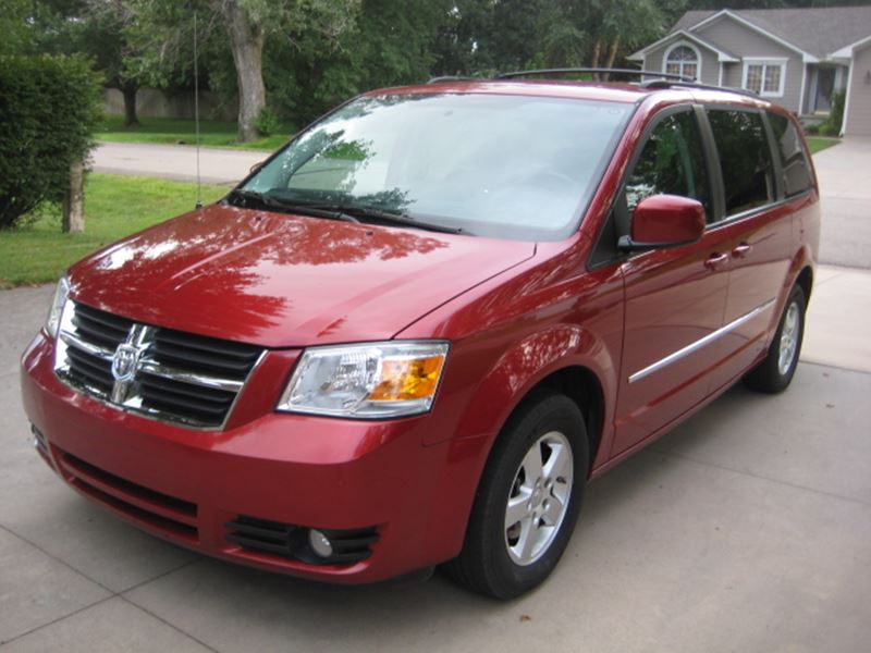 2010 Dodge Caravan for sale by owner in Hutchinson