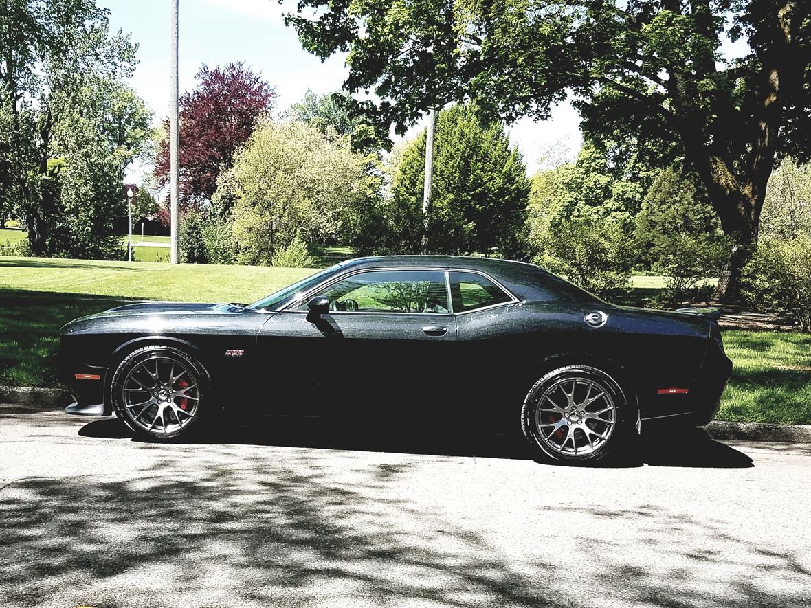 2015 Dodge Challenger for sale by owner in Longview