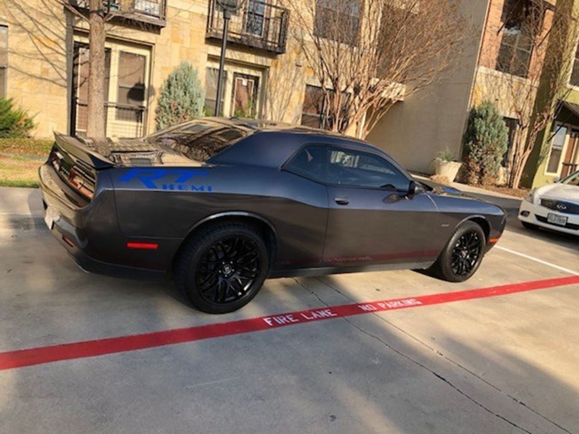 2016 Dodge Challenger for sale by owner in Frisco