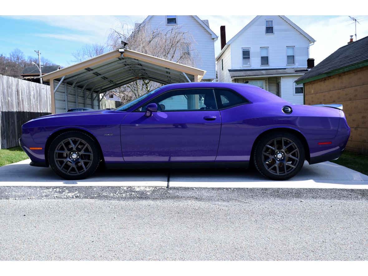 2016 Dodge Challenger for sale by owner in McKeesport