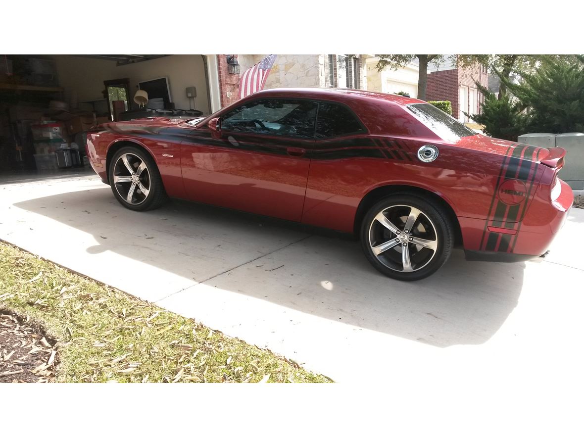 2014 Dodge Challenger R/T HEMI Anniversary Edition for sale by owner in San Antonio