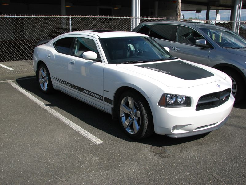 2009 Dodge Charger for sale by owner in Beavercreek