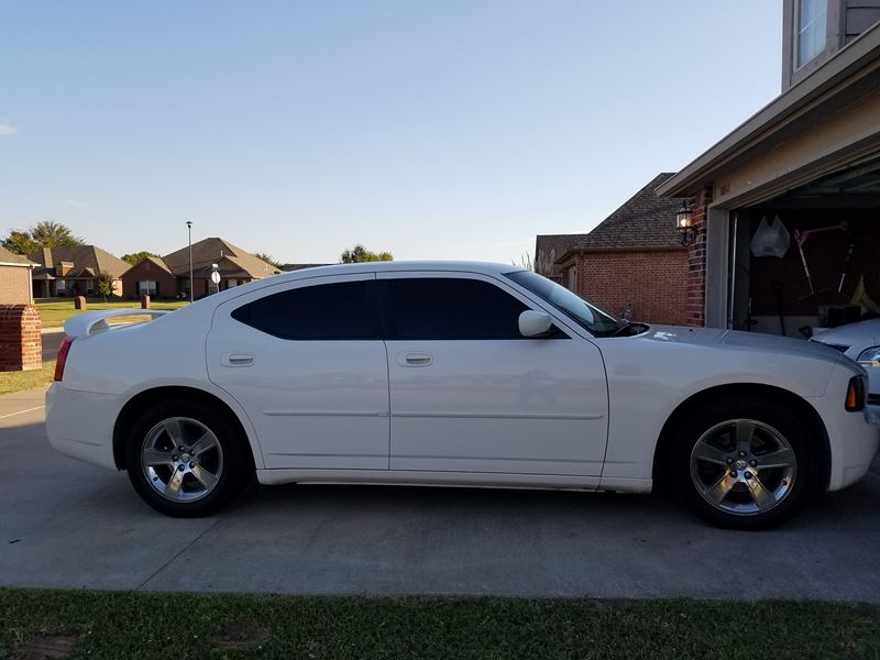 2010 Dodge Charger SXT for sale by owner in Owasso