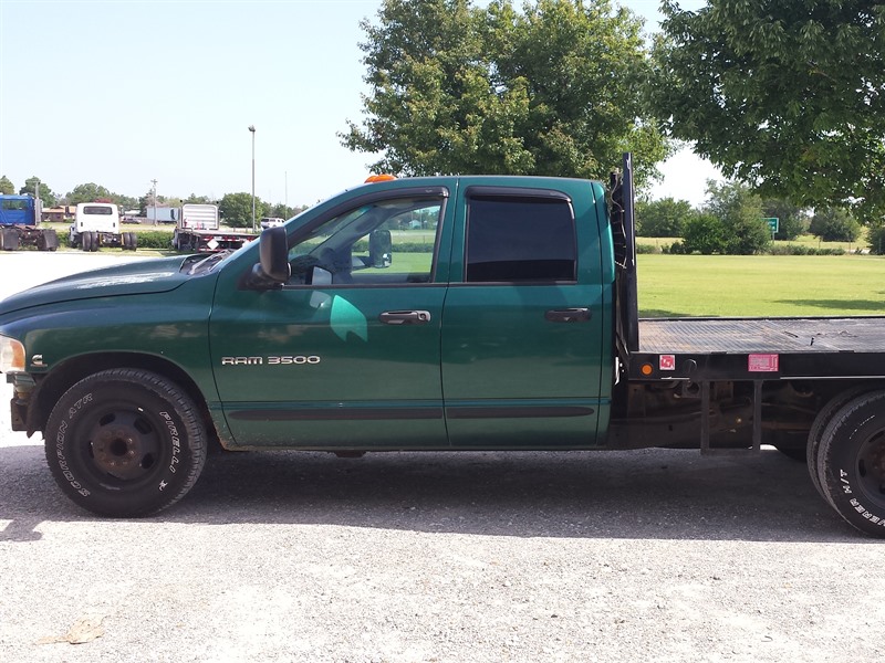 2004 Dodge Chassis Cab 3500 for sale by owner in CARTWRIGHT