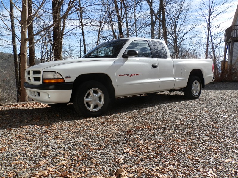 1998 Dodge Dakota for sale by owner in ASHEVILLE