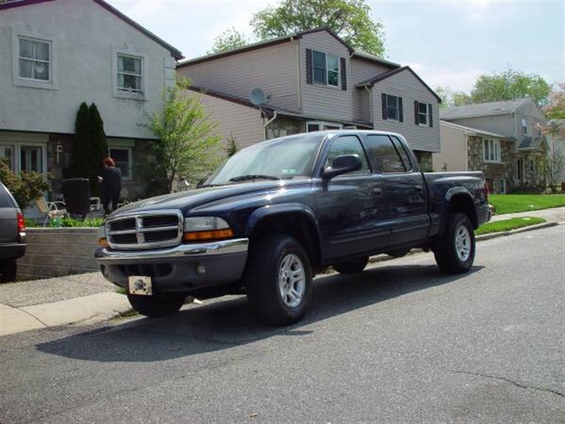 2004 Dodge Dakota for sale by owner in PHILADELPHIA
