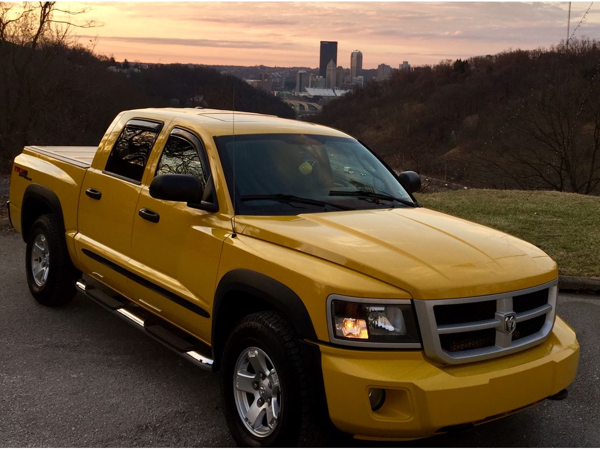 2008 Dodge Dakota TRX4 Crew Cab 4wd for sale by owner in Pittsburgh