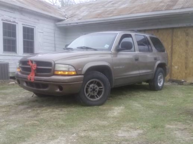 2000 Dodge Durango for sale by owner in SAINT MARTINVILLE