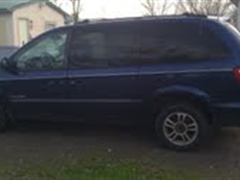 2001 Dodge Grand Caravan for sale by owner in STANFIELD