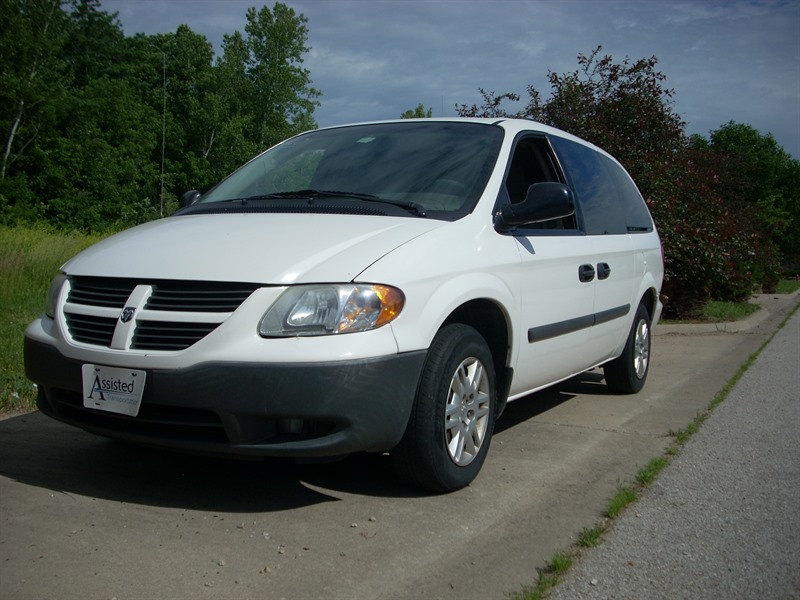 2007 Dodge Grand Caravan for sale by owner in KANSAS CITY