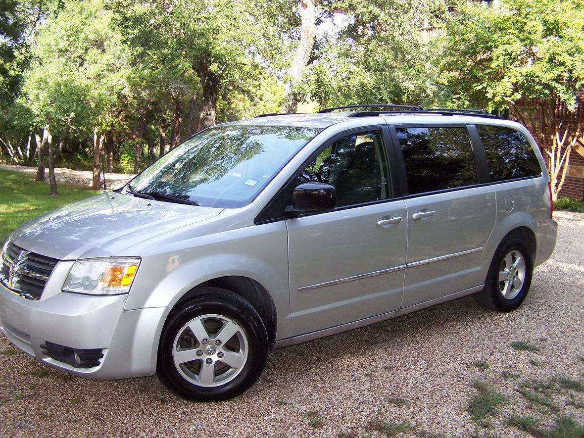 2010 Dodge Grand Caravan for sale by owner in Fort Worth