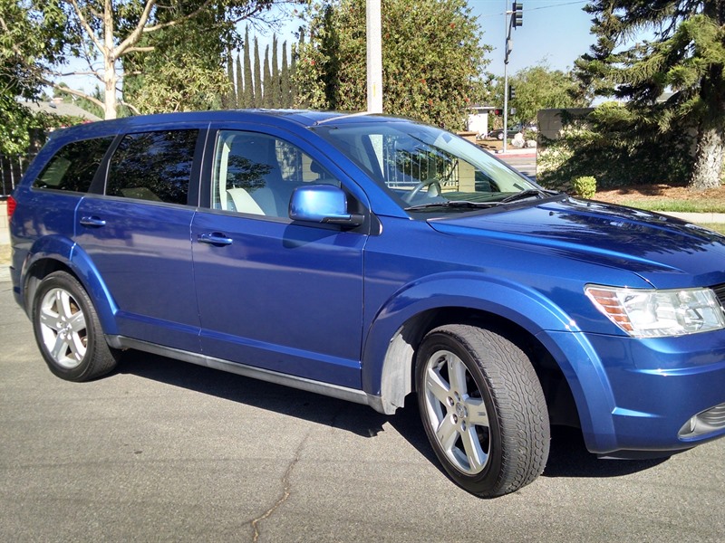 2009 Dodge Journey for sale by owner in COSTA MESA