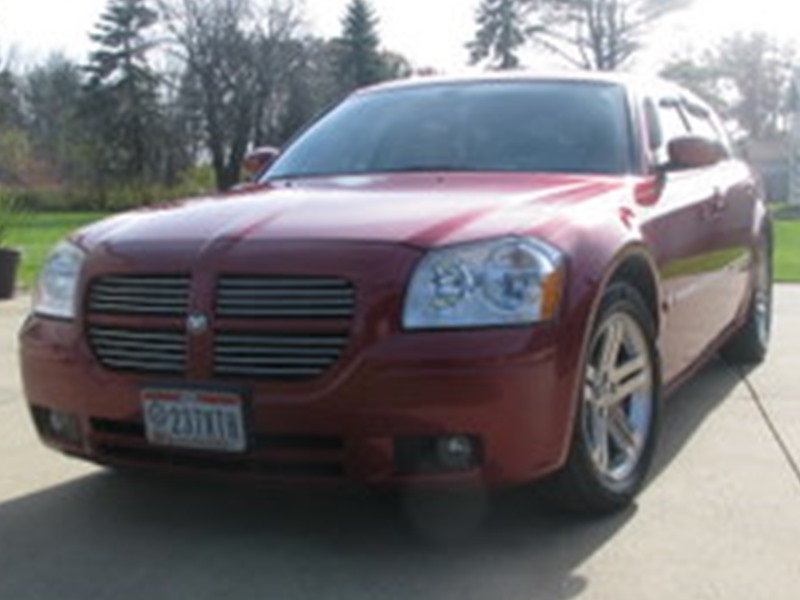 2005 Dodge Magnum for sale by owner in MANTUA
