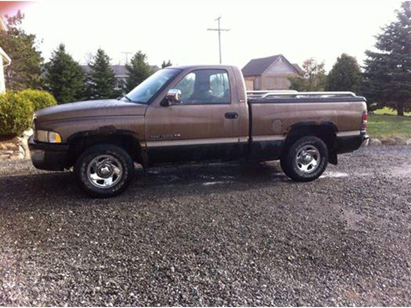 1995 Dodge Ram 1500 for sale by owner in Howell
