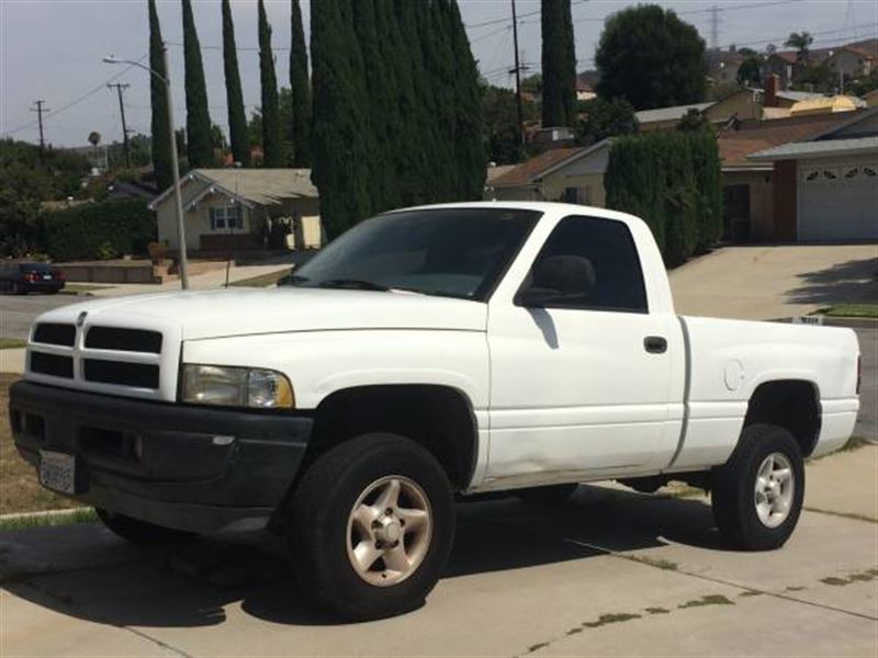 1998 Dodge Ram 1500 for sale by owner in ROWLAND HEIGHTS