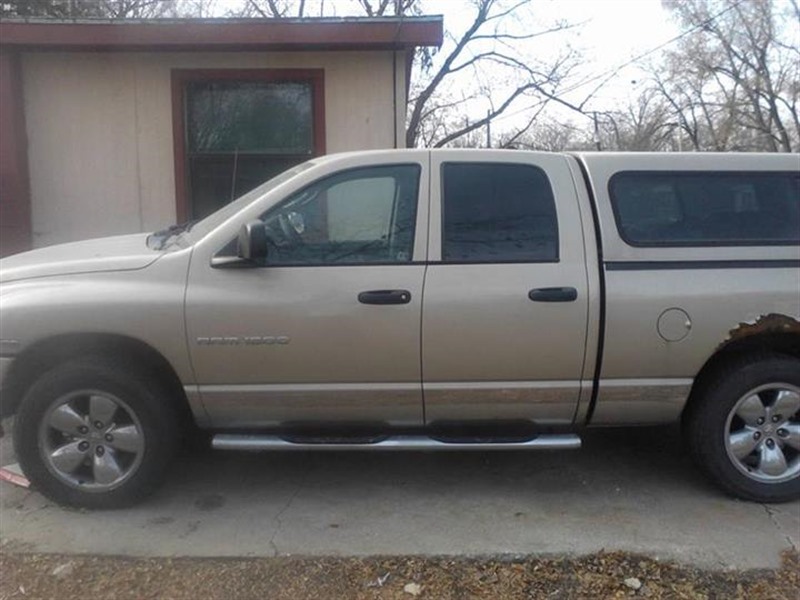 2005 Dodge Ram 1500 for sale by owner in COUNCIL BLUFFS