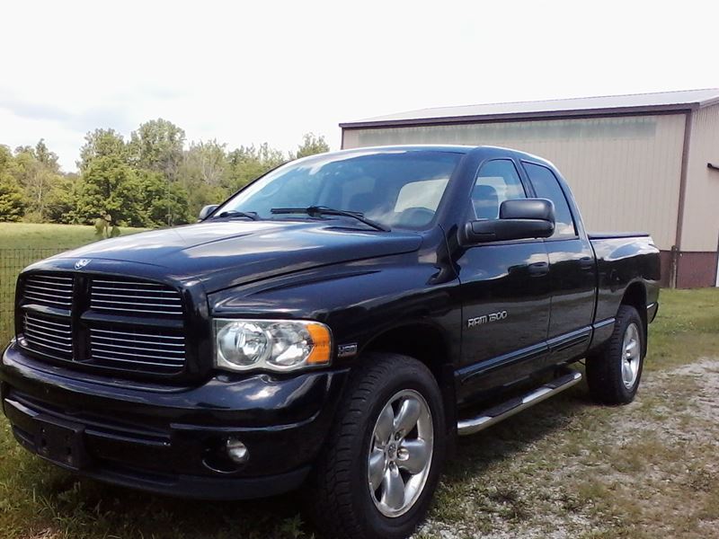 2005 Dodge Ram 1500 for sale by owner in Wabash