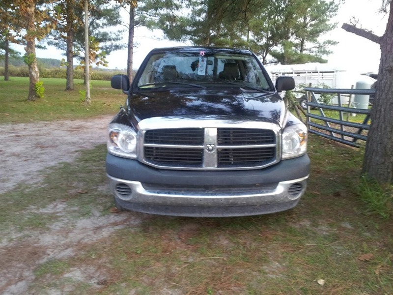 2007 Dodge Ram 1500 for sale by owner in LIVE OAK