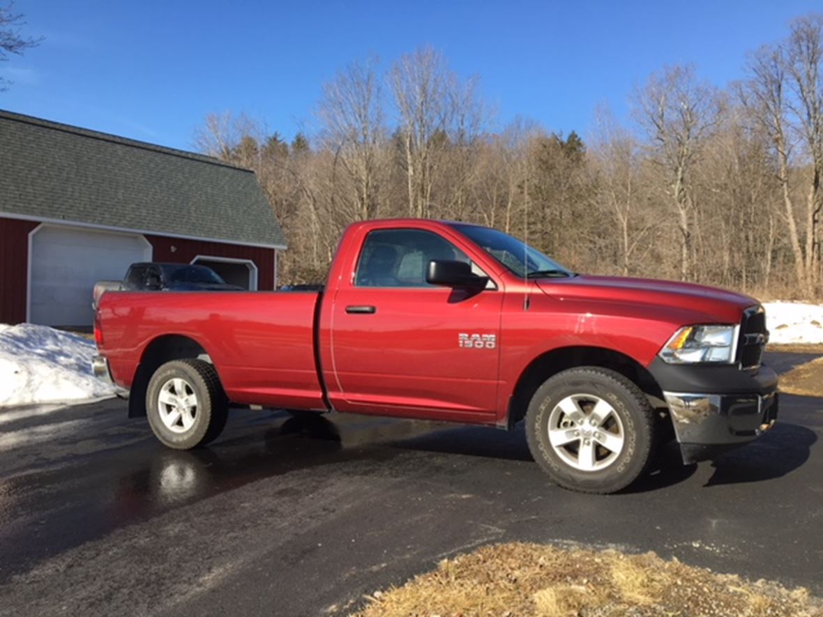 2014 Dodge Ram 1500 for sale by owner in Milton