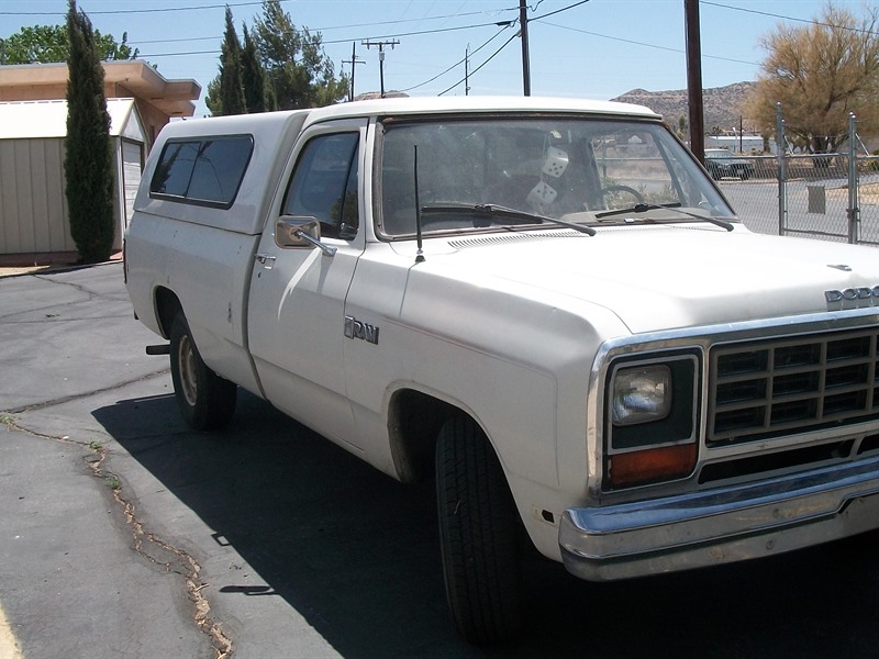 1983 Dodge Ram for sale by owner in YUCCA VALLEY