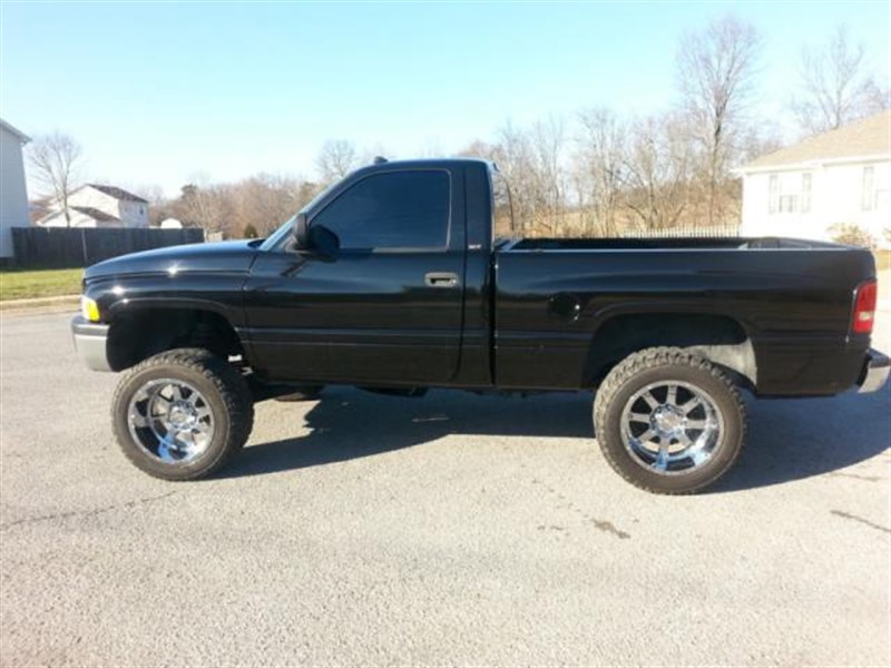 1994 Dodge Ram 2500 for sale by owner in FLOYDS KNOBS