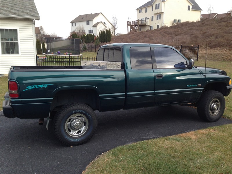 1997 Dodge Ram 2500 for sale by owner in MECHANICSBURG