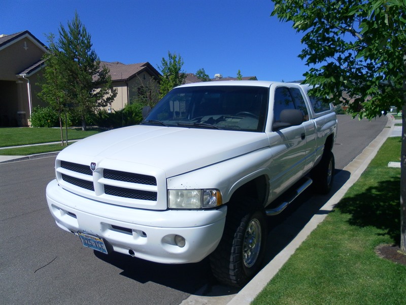 2000 Dodge Ram 2500 for sale by owner in RENO