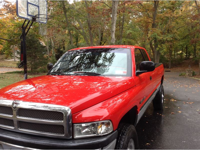 2001 Dodge Ram 2500 for sale by owner in CALVERTON
