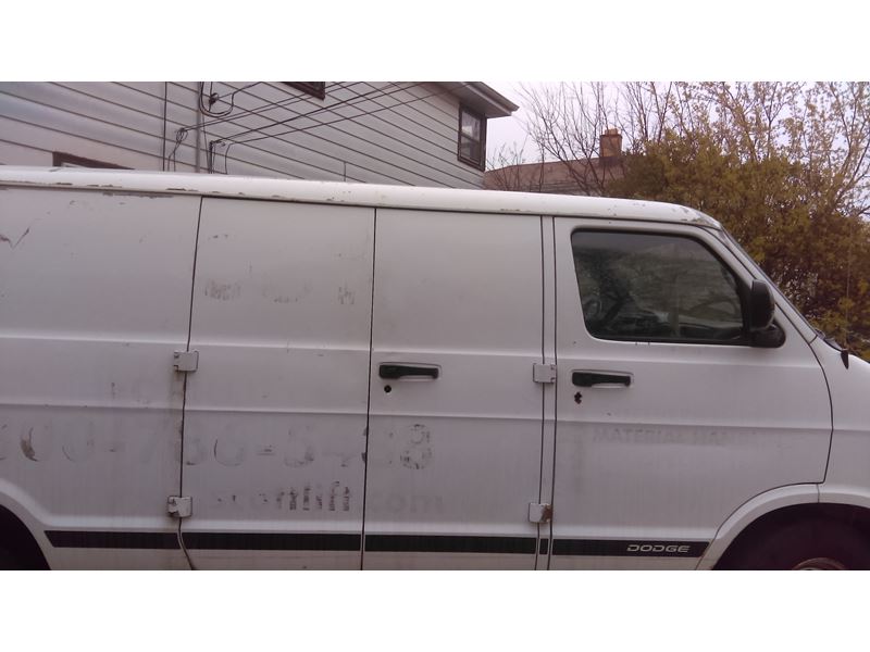2002 Dodge Ram 2500 for sale by owner in Milwaukee