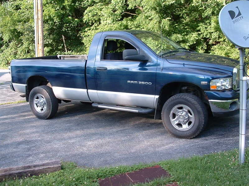2004 Dodge Ram 2500 for sale by owner in SHOEMAKERSVILLE