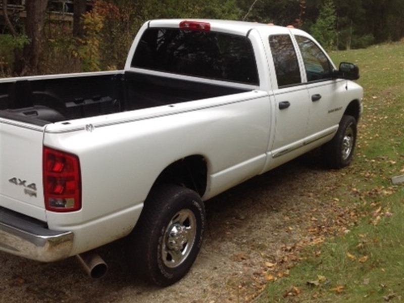 2004 Dodge Ram 3500 for sale by owner in MEQUON