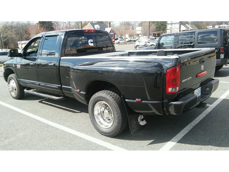 2005 Dodge Ram 3500 for sale by owner in Amherst