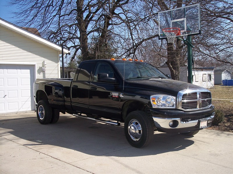 2007 Dodge Ram 3500 for sale by owner in ASSUMPTION