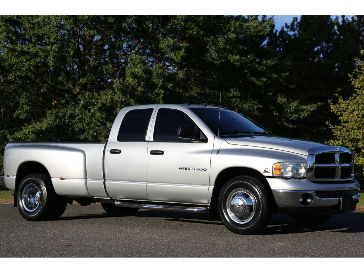 2003 Dodge Ram 3500 SLT for sale by owner in Newark