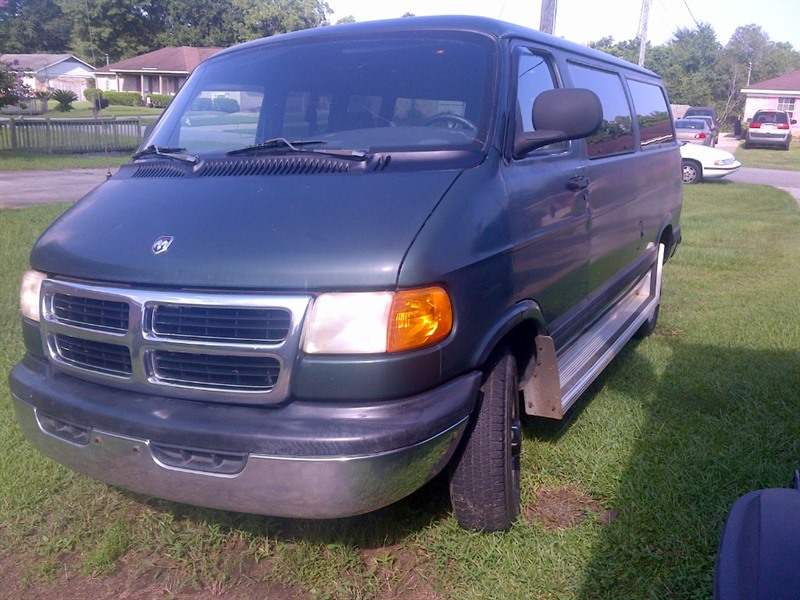 1998 Dodge RAM Van for sale by owner in THEODORE